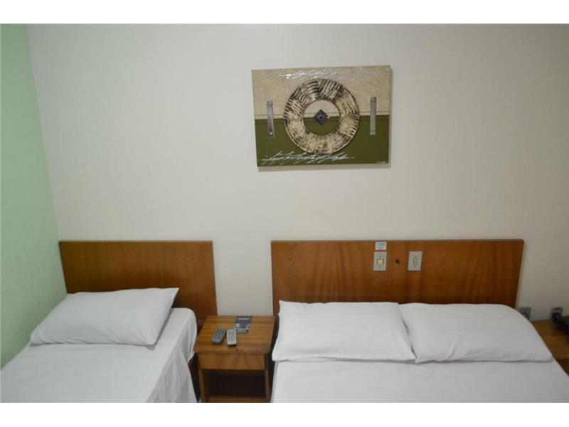 Ipe Guaru Hotel Гуарульюс Экстерьер фото