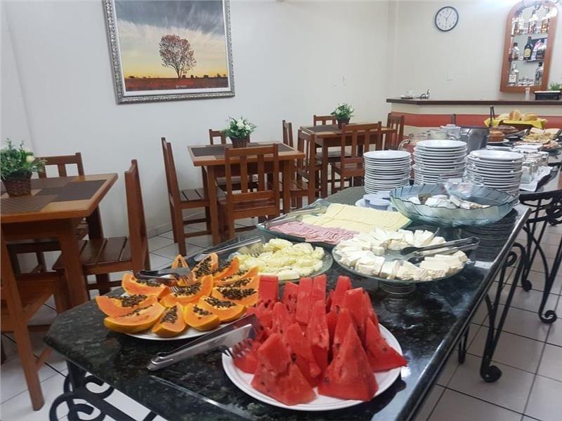 Ipe Guaru Hotel Гуарульюс Экстерьер фото