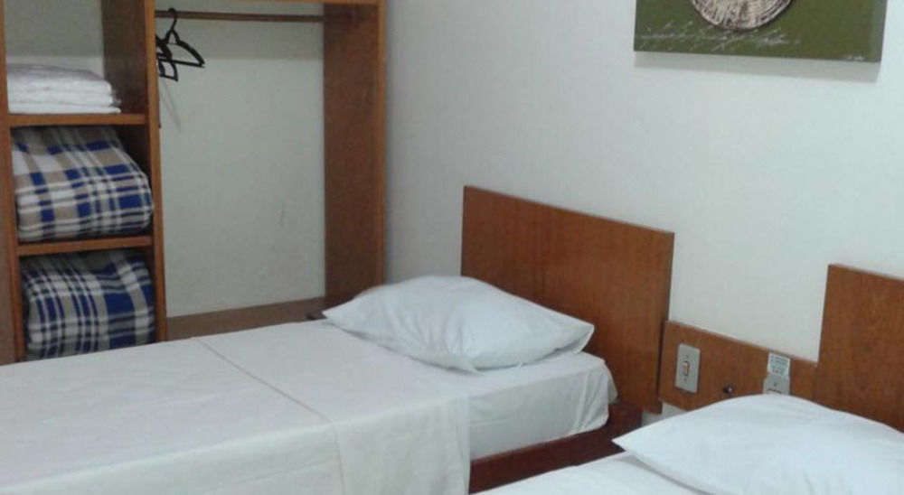 Ipe Guaru Hotel Гуарульюс Экстерьер фото