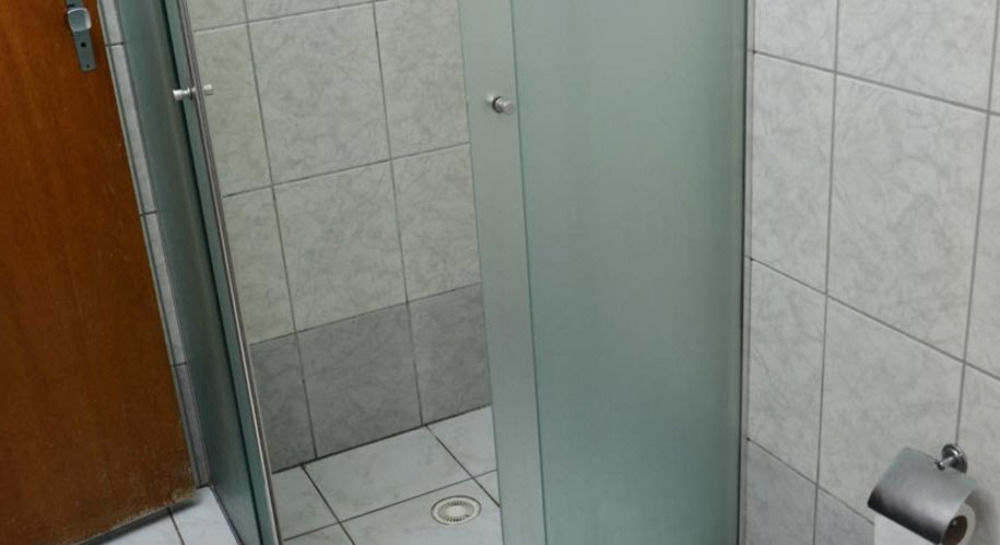 Ipe Guaru Hotel Гуарульюс Экстерьер фото
