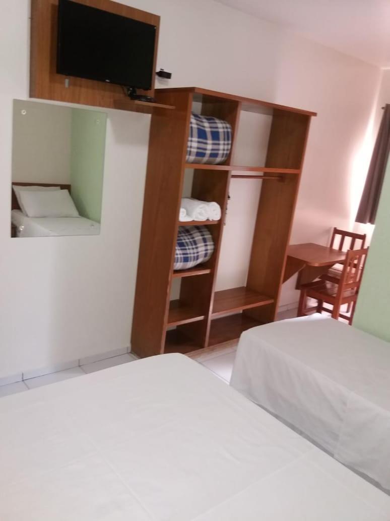 Ipe Guaru Hotel Гуарульюс Экстерьер фото
