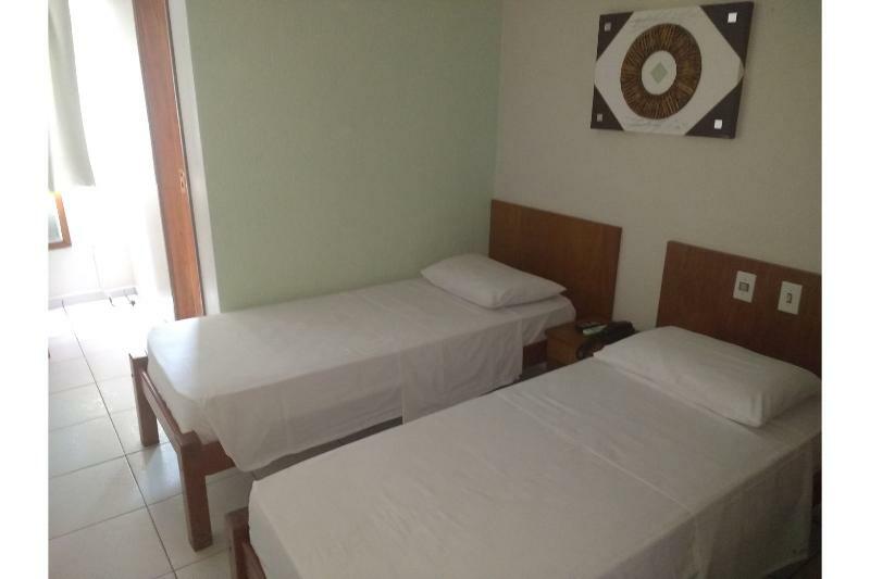 Ipe Guaru Hotel Гуарульюс Экстерьер фото