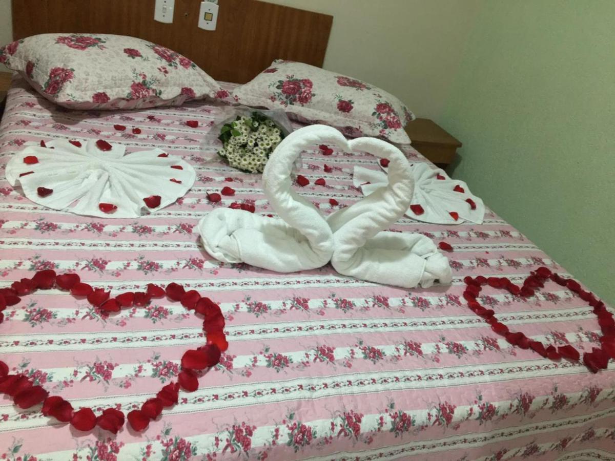 Ipe Guaru Hotel Гуарульюс Экстерьер фото